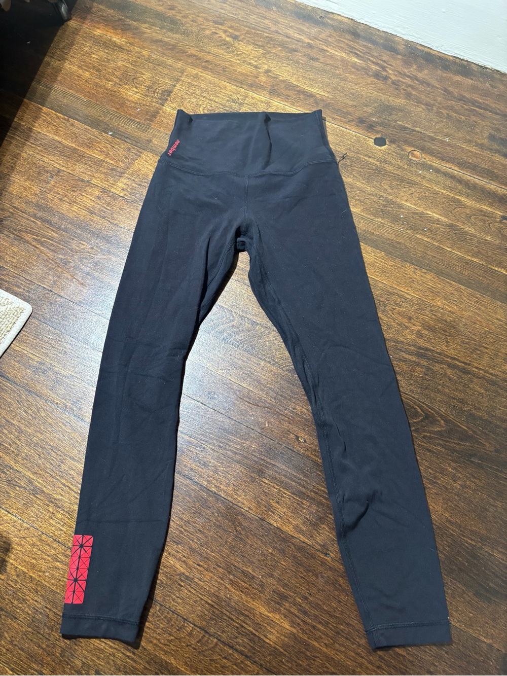 Lululemon Black High-Rise Leggings Size 4